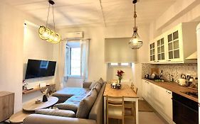 Nenas Volto Apartment